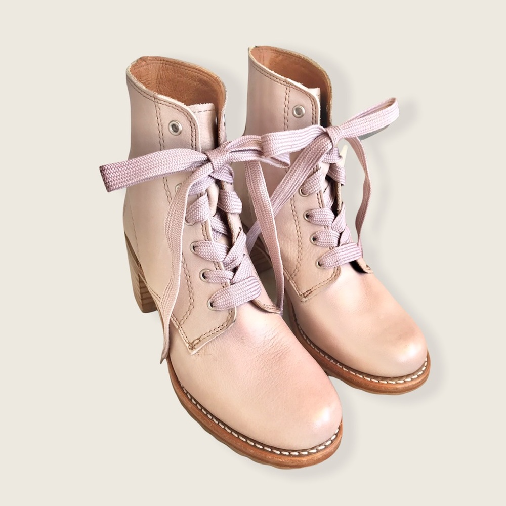 RARE Frye Sabrina 6G Lilac Pink/Cream Leather LaceUp Combat Heeled Ankle Boot - Picture 12 of 15